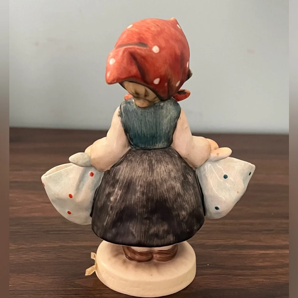 Charming Ceramic Figurine, mother darling with Red and Blue Accents